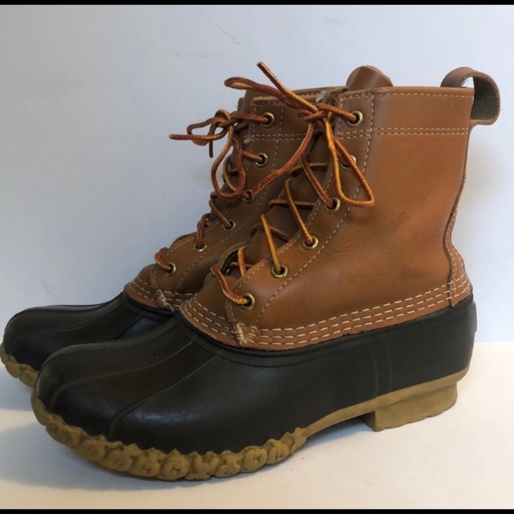 Womens size 8.5 Original L.L. Bean Boot